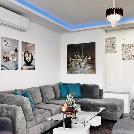 Sofia Luxury With 3 Bedroom With 3 Private Bathroom