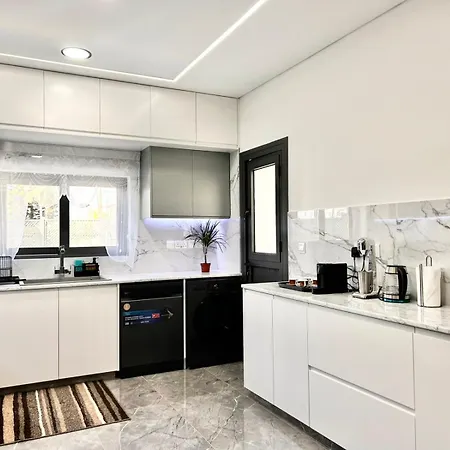 Villa Sofia Luxury With 3 Bedroom With 3 Private Bathroom