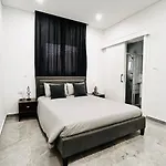 Sofia Luxury With 3 Bedroom With 3 Private Bathroom *