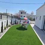 Villa Sofia Luxury With 3 Bedroom With 3 Private Bathroom