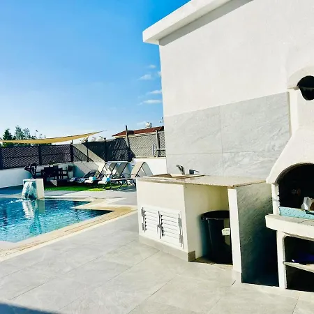Villa Sofia Luxury With 3 Bedroom With 3 Private Bathroom Emba