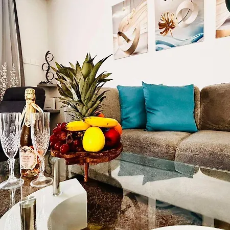 Villa Sofia Luxury With 3 Bedroom With 3 Private Bathroom *