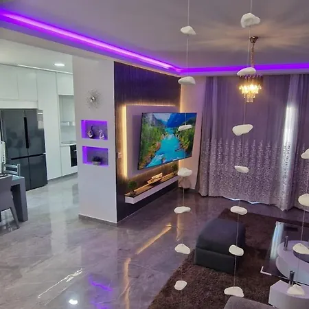 Villa Sofia Luxury With 3 Bedroom With 3 Private Bathroom Emba