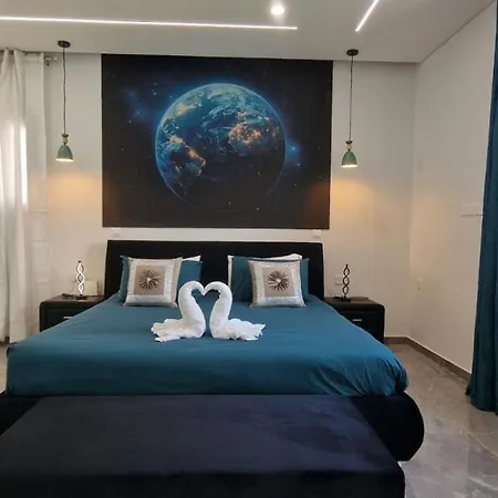 Sofia Luxury With 3 Bedroom With 3 Private Bathroom * Emba