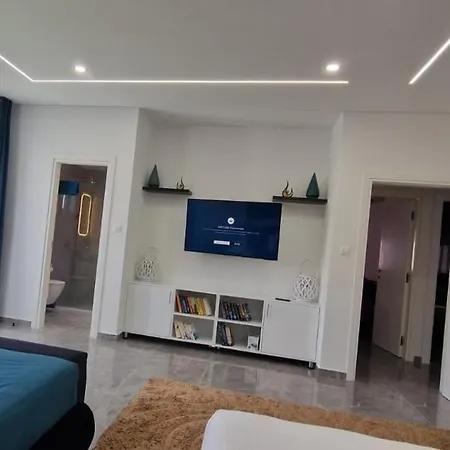 Sofia Luxury With 3 Bedroom With 3 Private Bathroom