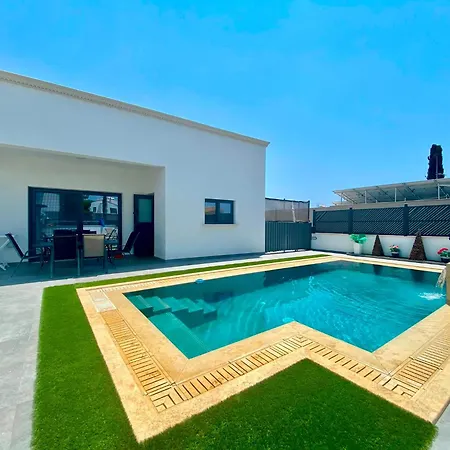Sofia Luxury With 3 Bedroom With 3 Private Bathroom Villa *