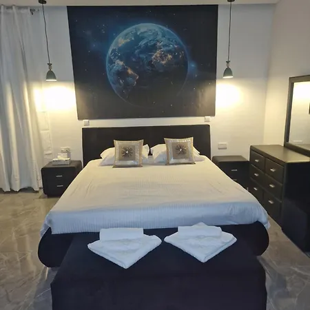 Villa Sofia Luxury With 3 Bedroom With 3 Private Bathroom Emba