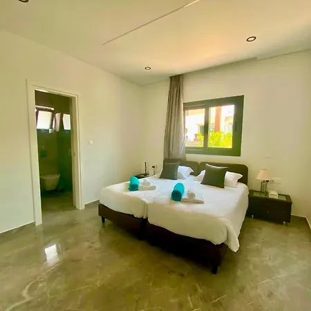Sofia Luxury With 3 Bedroom With 3 Private Bathroom * Emba