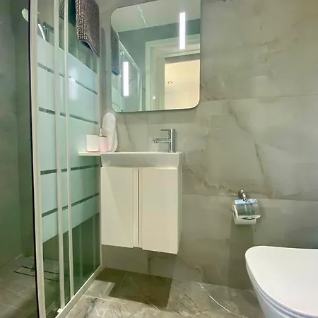 Sofia Luxury With 3 Bedroom With 3 Private Bathroom Villa