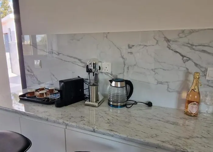 Sofia Luxury With 3 Bedroom With 3 Private Bathroom * Emba